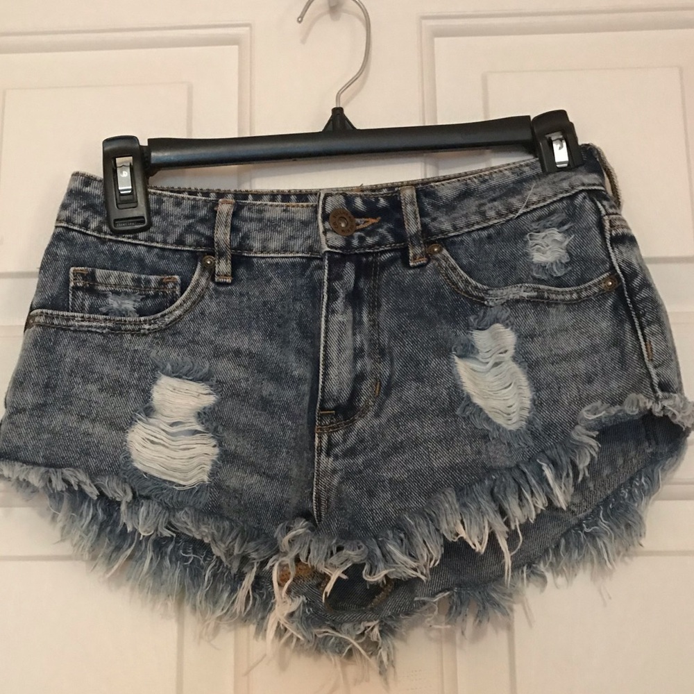 Bullhead Denim Shorts (Pre-Owned)